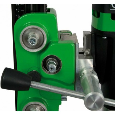 DBE 352 Καροτιέρα με Βάση Υγρής Κοπής 3000W